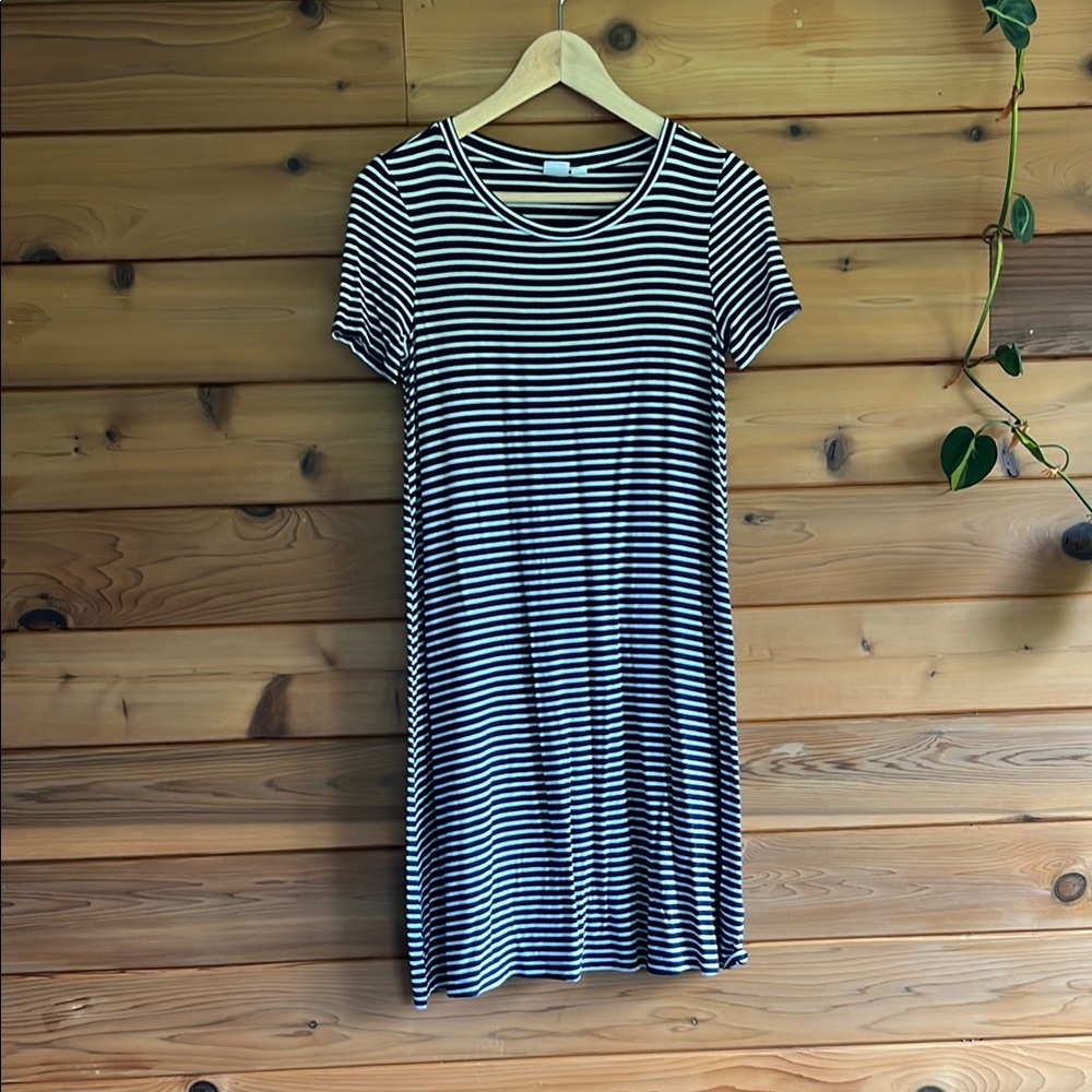 GAP Blue and White t shirt Dress